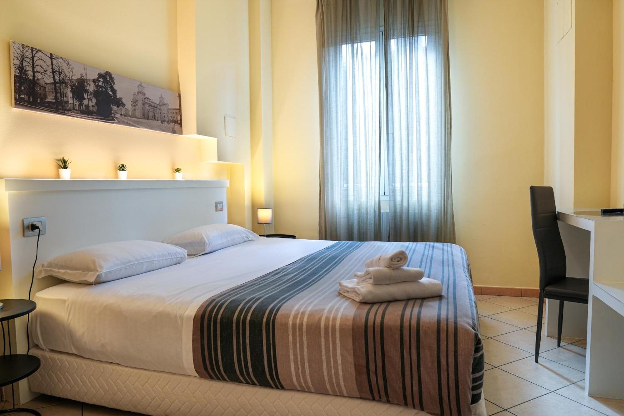 Smart Hotel Феррара Экстерьер фото